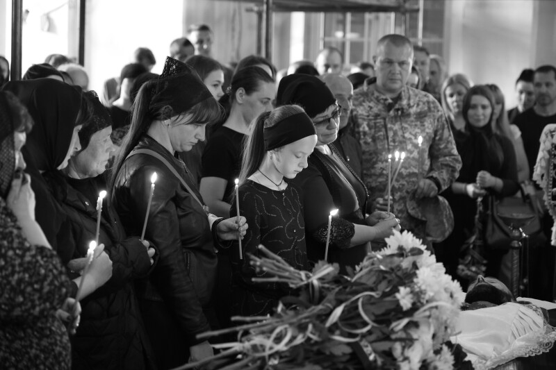 Професійний спортсмен, талановитий тренер-викладач і мужній воїн: Луцьк попрощався з Героєм Романом Гаврилюком