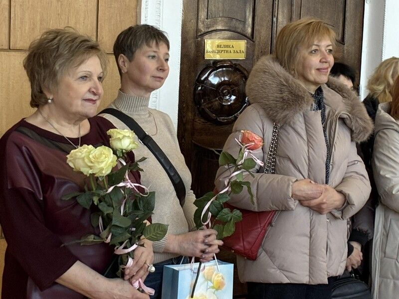 Познайомилися на війні: на Волині командир розвідників одружився з бойовою медикинею