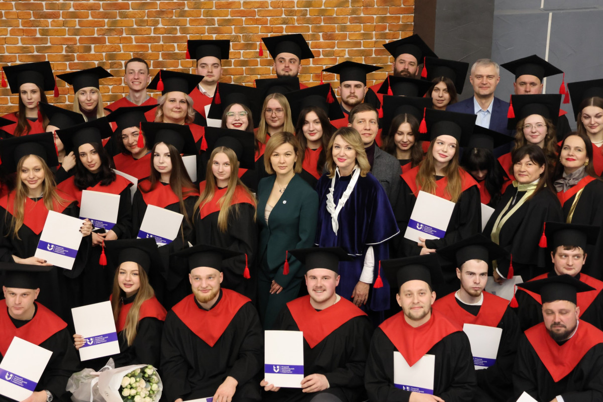 Близько 800 магістрів отримали дипломи в Луцькому національному технічному університеті