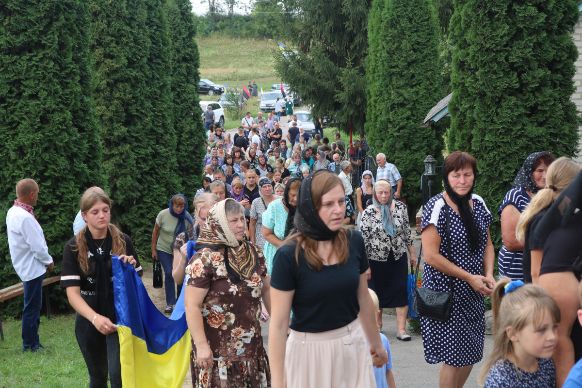 У липні став на захист країни, а за місяць - відійшов у вічність: на Волині попрощалися з Леонідом Остап'юком