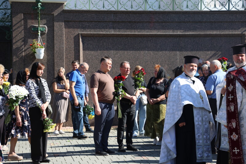 Загинув на фронті понад 10 місяців тому: у Луцьку попрощалися із загиблим Героєм Анатолієм Хабовцем