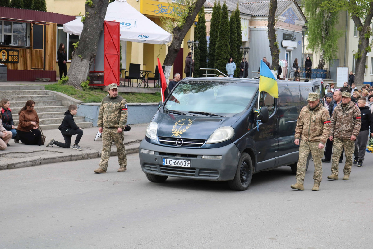На Волині попрощалися із захисником Миколою Гундеричем