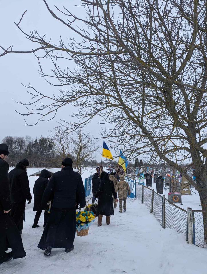 Сільський майстер на всі руки: волиняни попрощалися з Героєм Володимиром Вавринюком