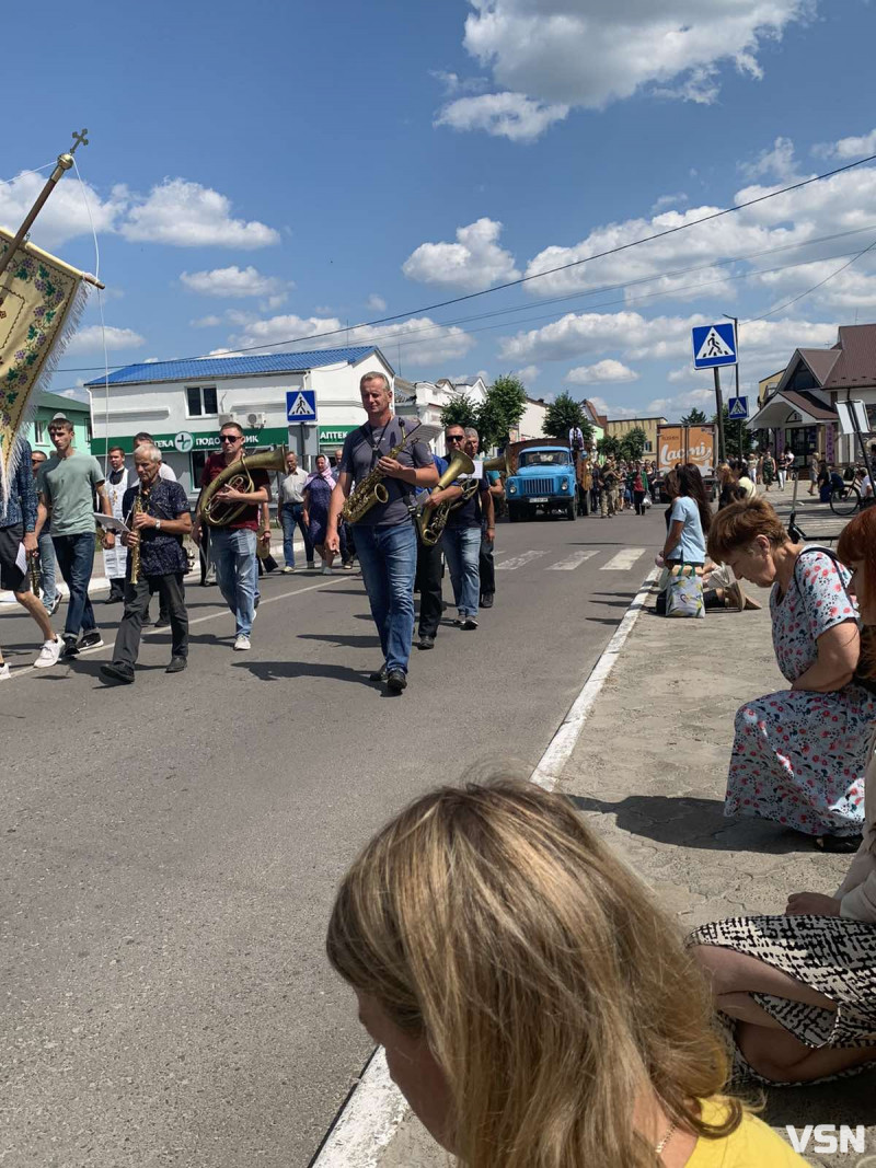 Недавно був вдома: у громаді на Волині попрощалися із 42-річним Героєм Юрієм Макаруком