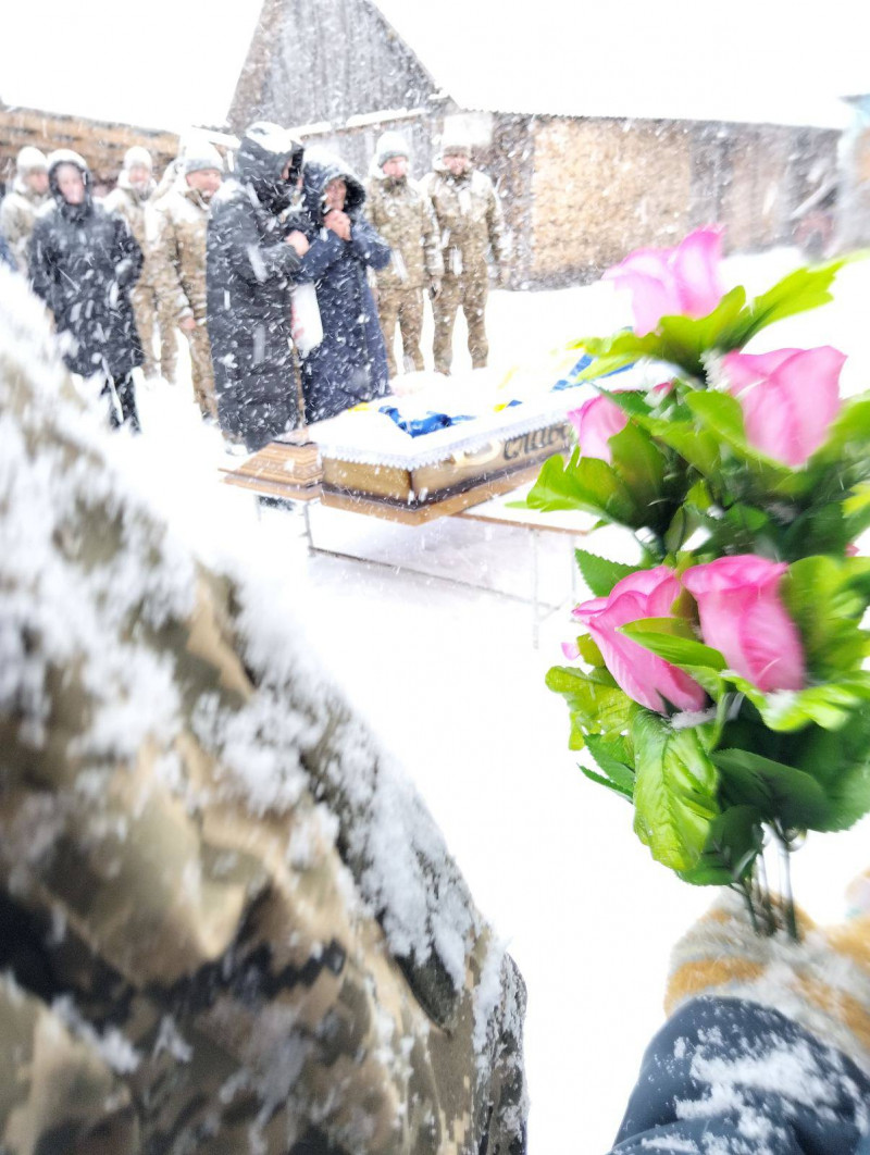 На Волині провели в останню земну дорогу військового Василя Ярмолюка