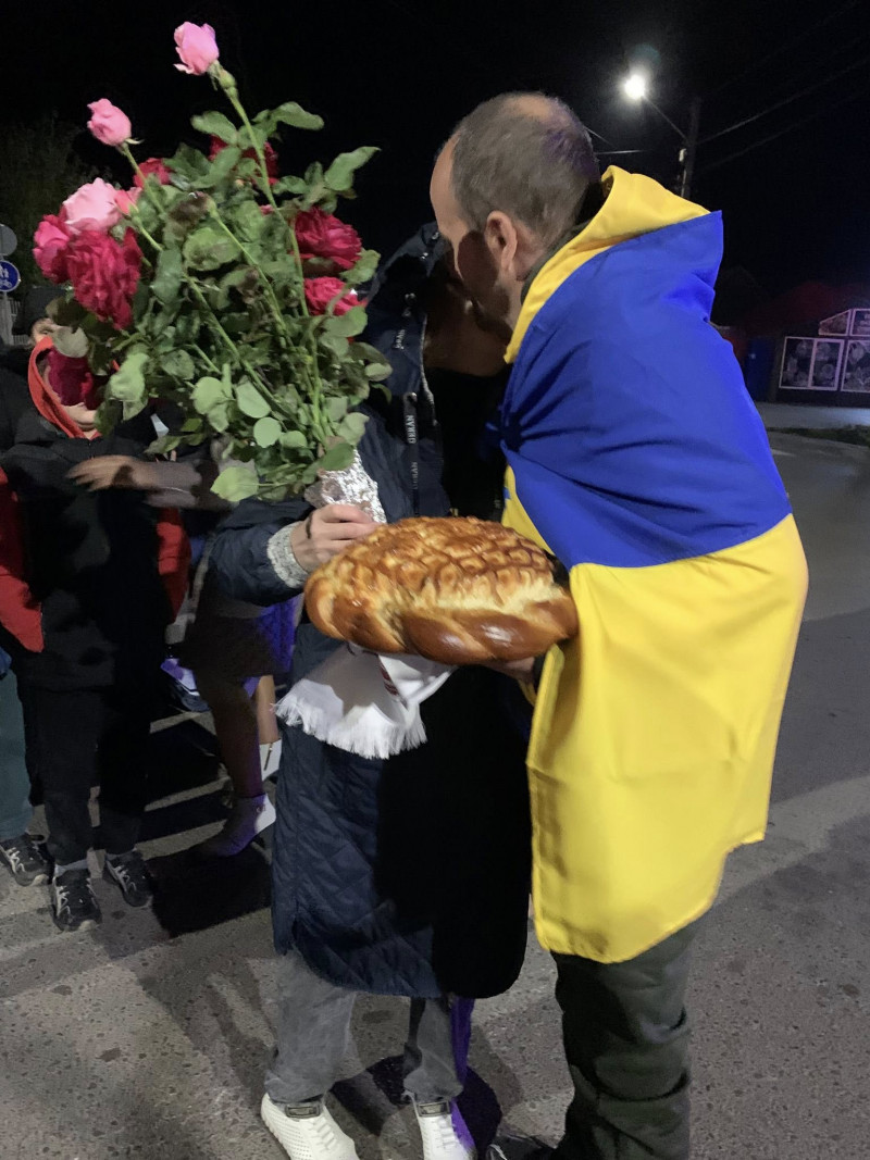 Після довгих місяців полону додому на Волинь повернувся захисник Василь Кулачук