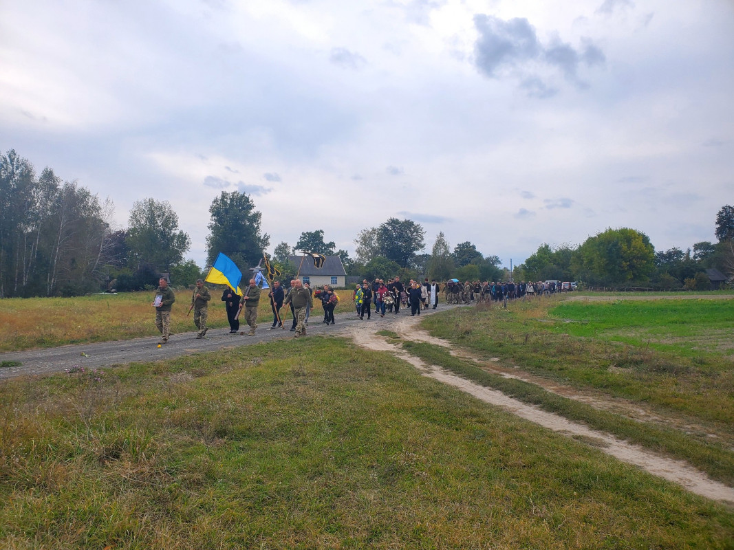 Життя обірвалося у відпустці вдома: на Волині поховали Героя Миколу Байрука