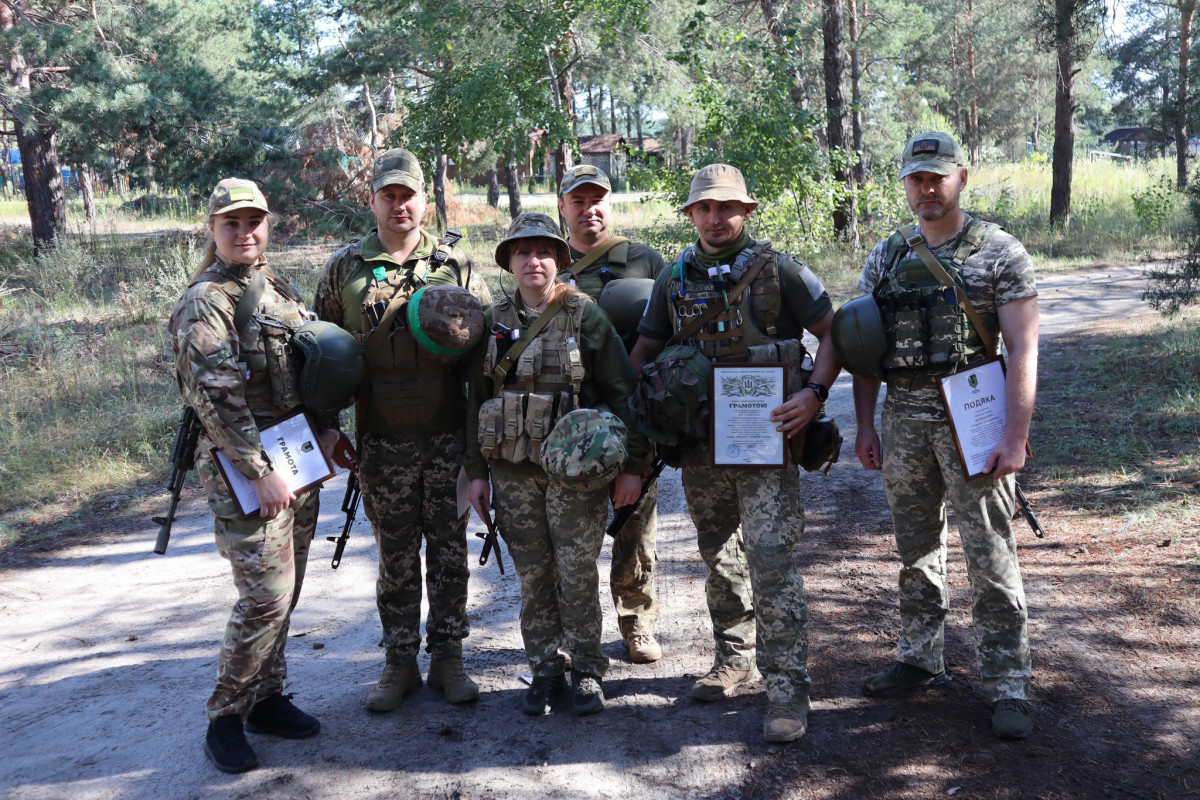 Волинських тероборонівців, які воюють на сході, відзначили нагородами