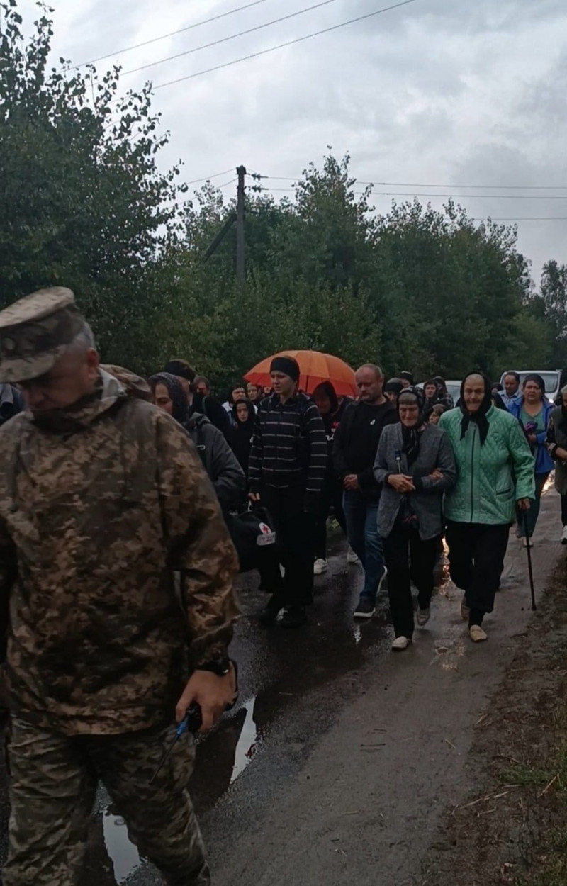 Помер при транспортуванні в евакуаційному вертольоті: у Луцькому районі попрощалися з молодим Героєм Олегом Мельником