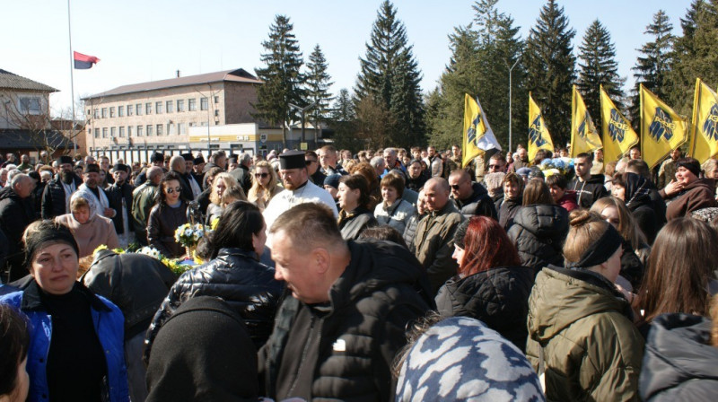 У громаді на Волині попрощалися із 23-річним розвідником «Азова» Назаром Поліщуком