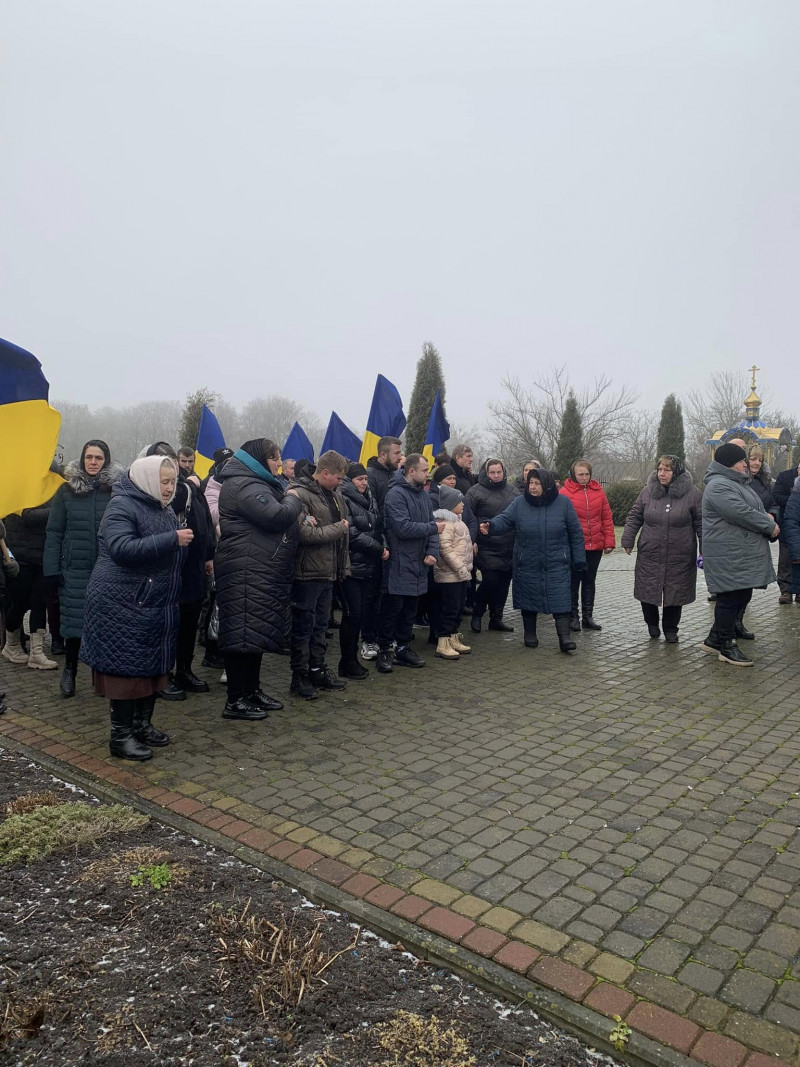 Життя обірвалося від численних травм: на Волині попрощалися із захисником Юрієм Сапіжуком