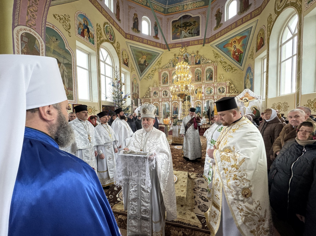 У Луцькому районі митрополит Михаїл вперше відвідав парафію, яка разом із священником перейшла до ПЦУ