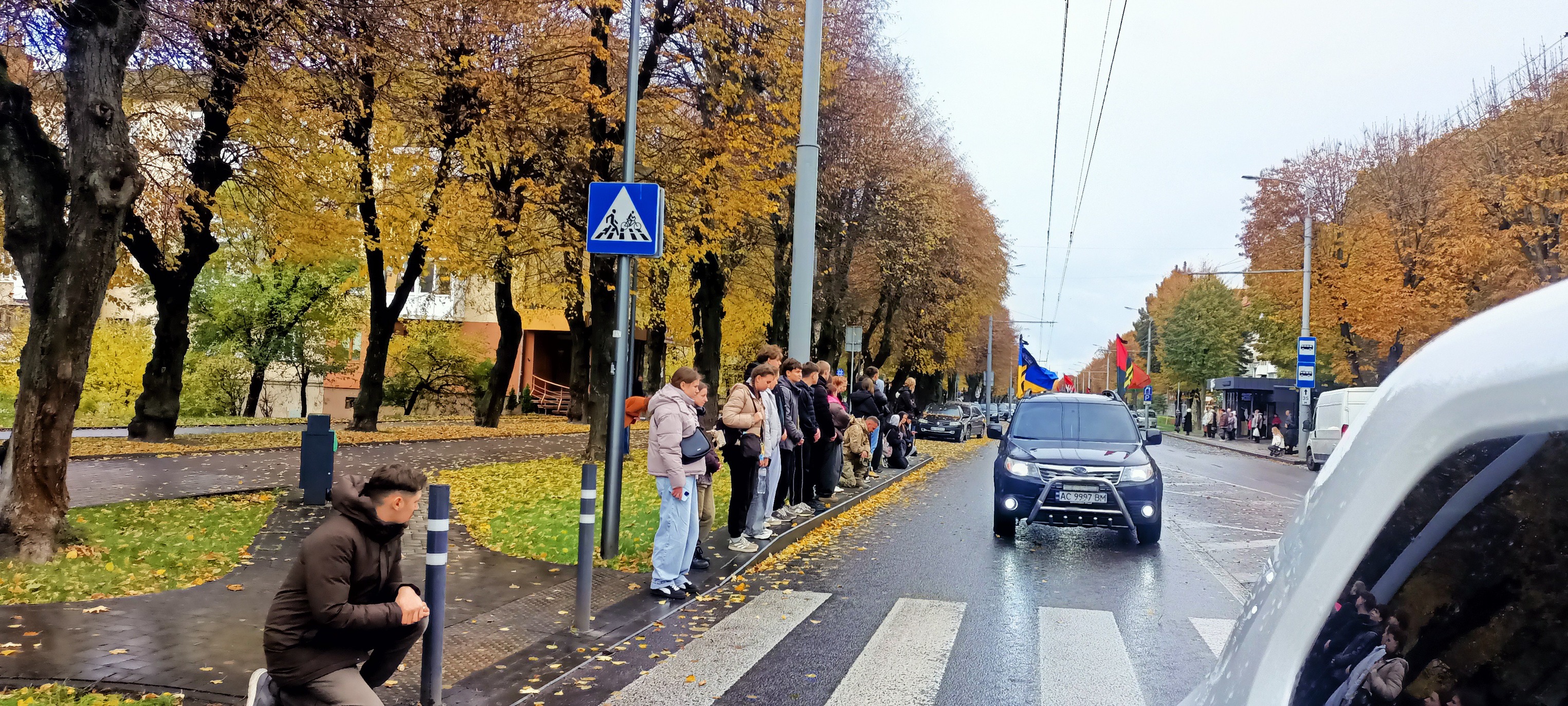 У Луцькому районі попрощалися з Героєм Сергієм Кухарчуком, який понад чотири місяці вважався зниклим безвісти