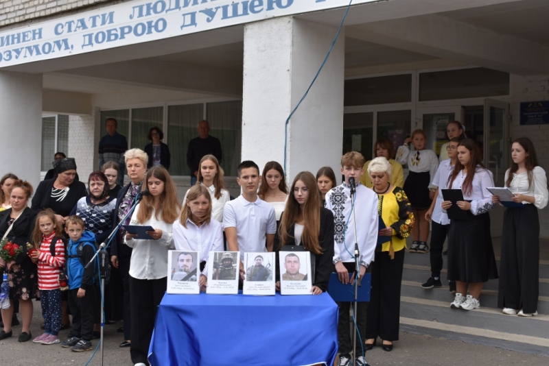 У селищі на Волині відкрили меморіальні дошки на честь загиблих воїнів ЗСУ