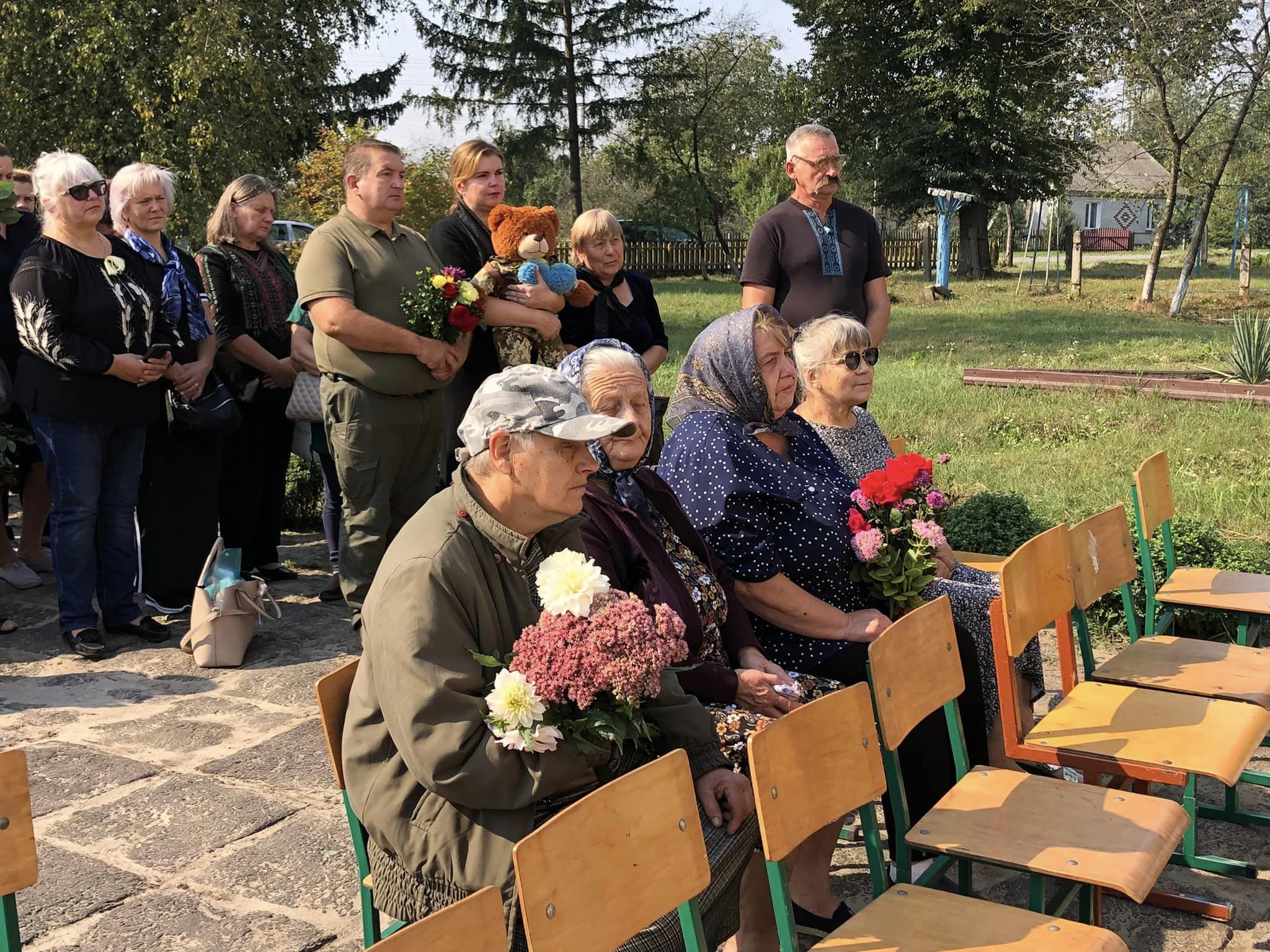 Загинули за Україну: школа на Волині втратила трьох Героїв на війні. Фото