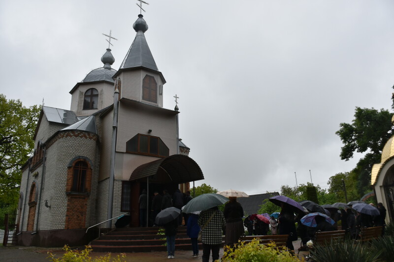 Назавжди 21 рік: у Луцькій громаді поховали Героя Вячеслава Терьохіна, який загинув понад 3 роки тому