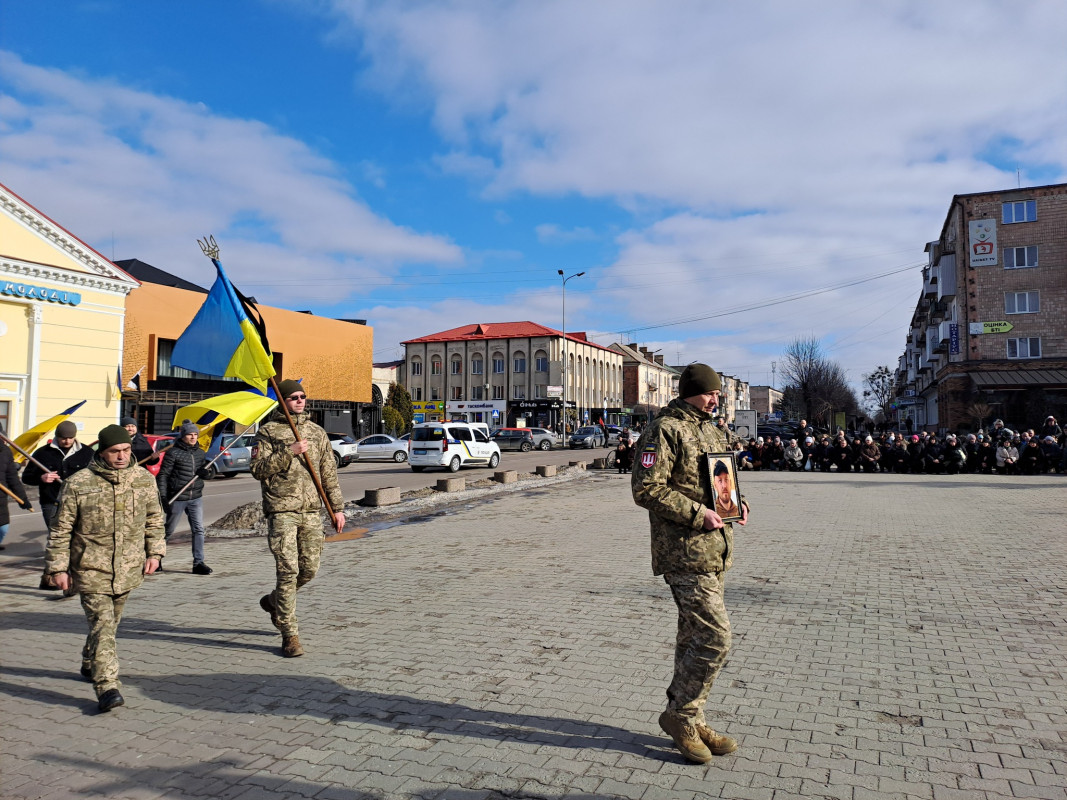 Життя обірвав ворожий дрон: на Волині попрощалися із 34-річним Героєм Василем Оришкевичем