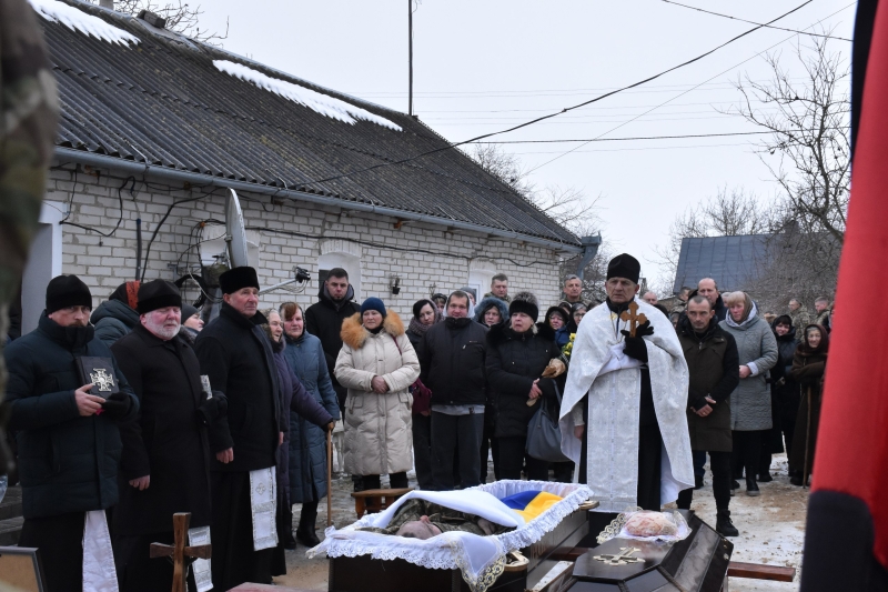 На Волині в останню путь провели Героя Віктора Радченка
