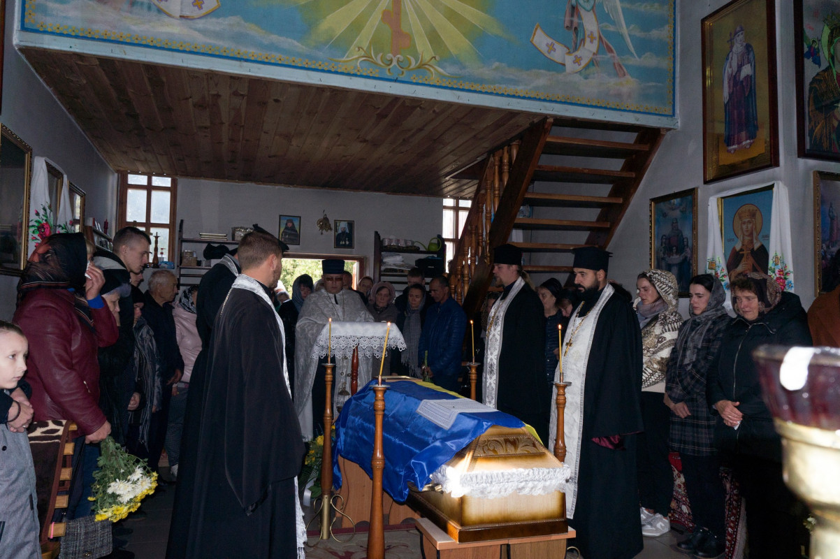 На Волині попрощалися із загиблим військовим медиком Сергієм Яворським. Фото