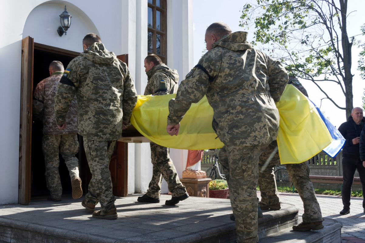 На Волині попрощалися із загиблим військовим медиком Сергієм Яворським. Фото