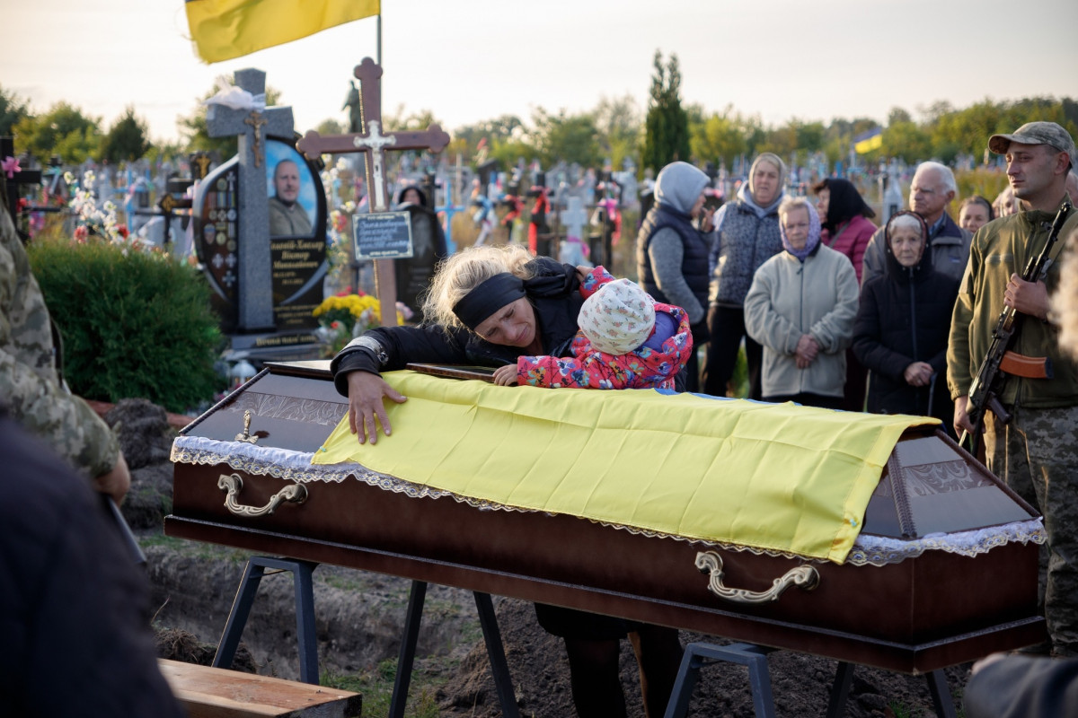 Загинув в бою за Україну: на Волині попрощалися з Героєм Олександром Синяговським