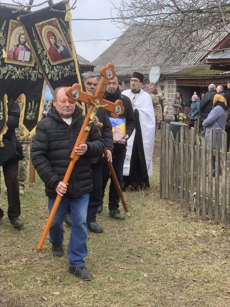 Громада на Волині провела в останню путь Героя Василя Залевського