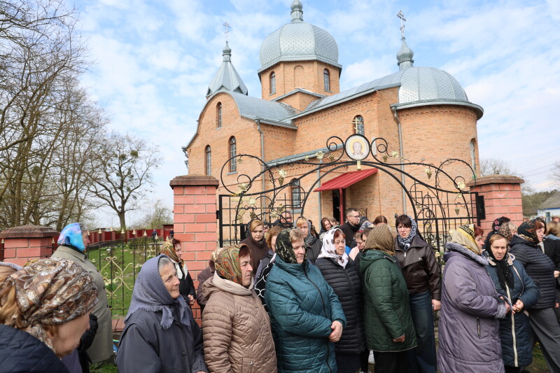 Загинув понад рік тому: у Луцькій громаді поховали 30-річного воїна Андрія Бондаря