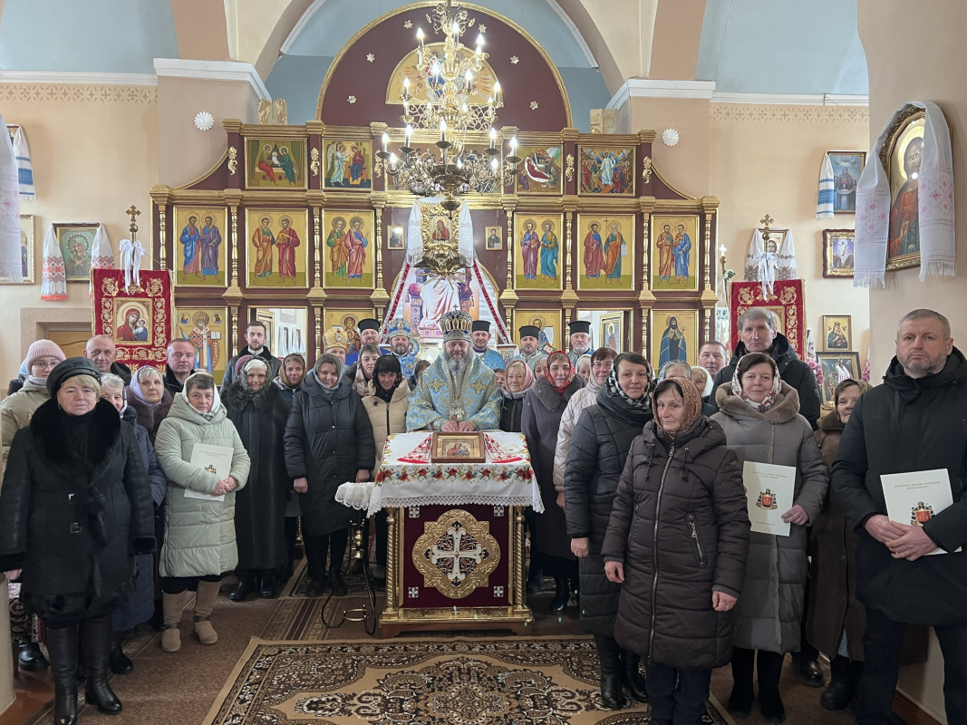 Митрополит Луцький і Волинський Михаїл відвідав парафію у Луцькому районі