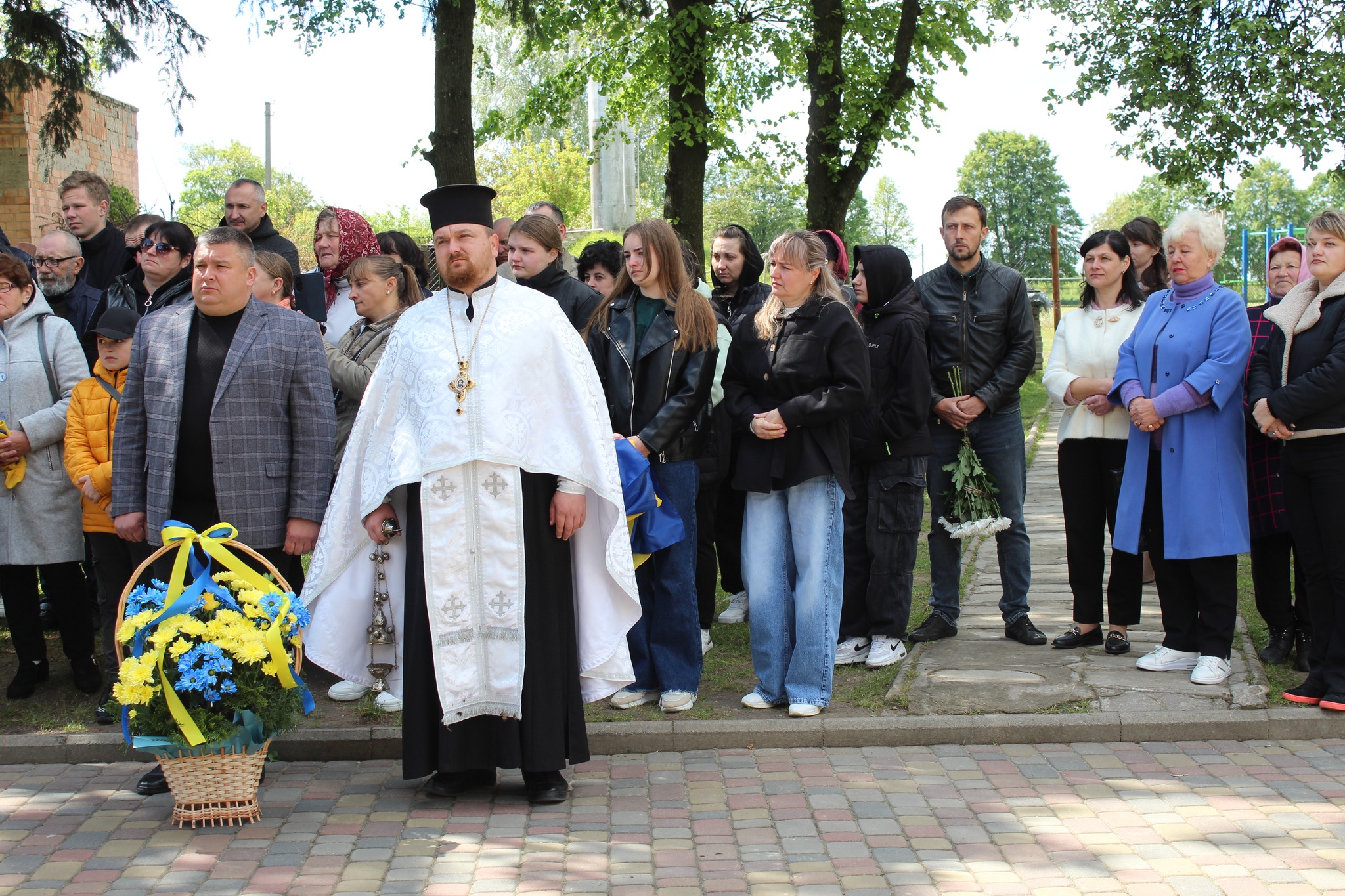 Світла пам’ять про Героїв: у ліцеї на Волині відкрили дошки полеглим випускникам
