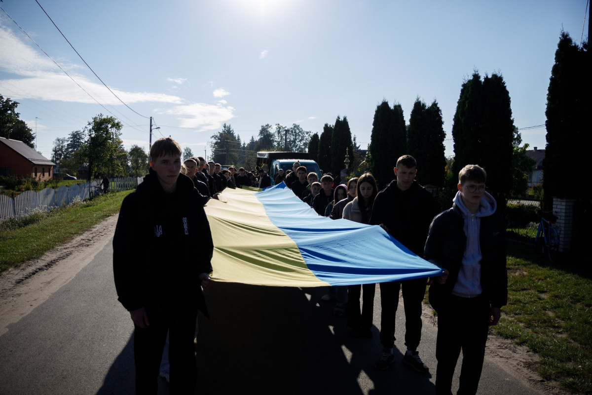 Понад пів року вважався зниклим безвісти: на Волині попрощалися з Героєм Дмитром Макаревичем