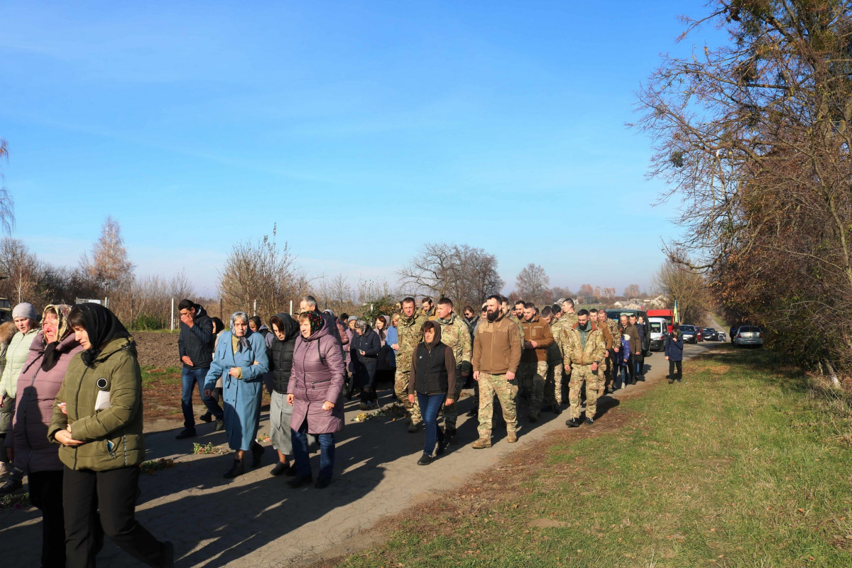 Війна забрала життя батька й сина: на Волині попрощалися з 22-річним спецпризначенцем Назаром Кравчуком