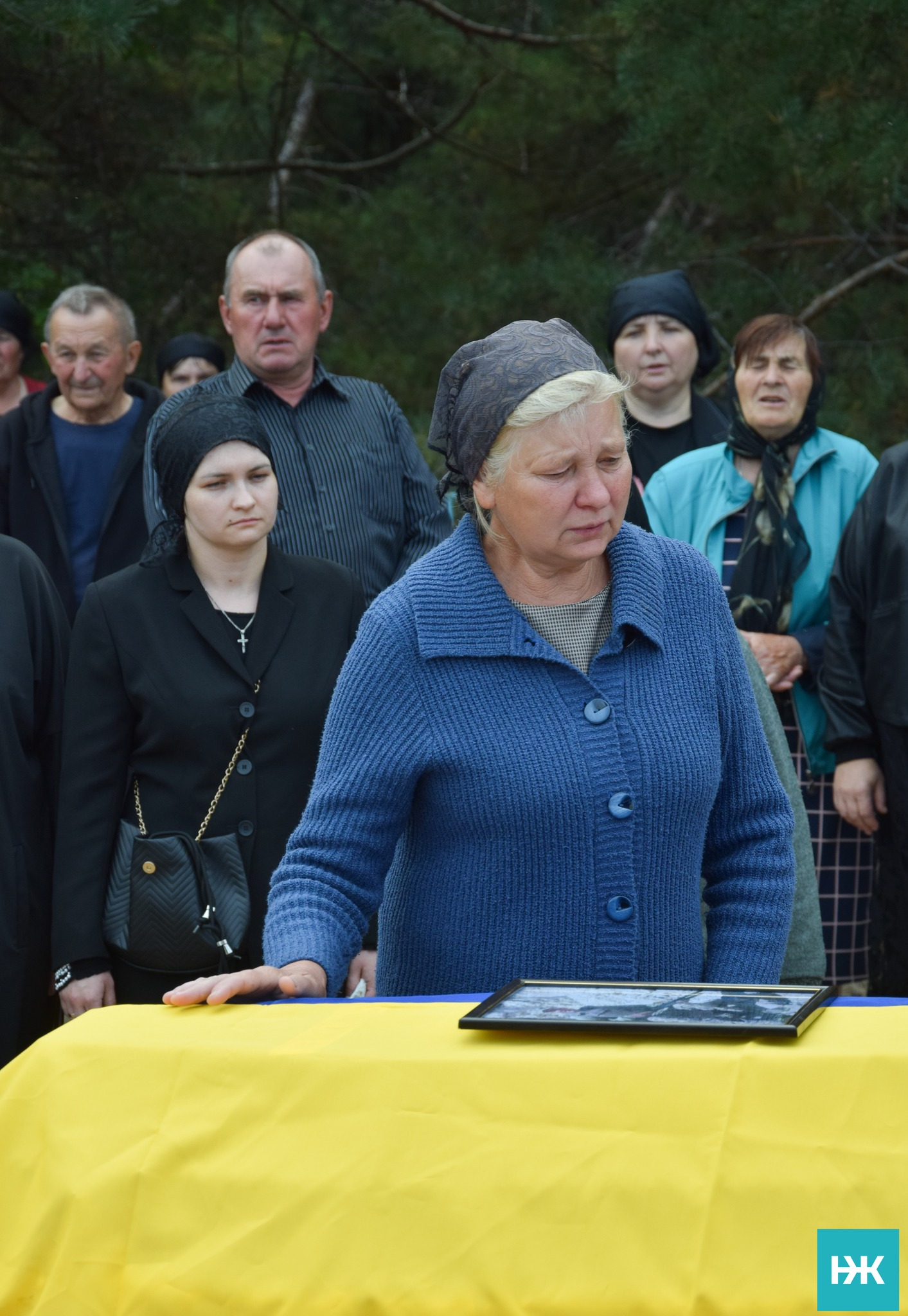Довгою була дорога додому, бо тривалий час вважався зниклим безвісти: на Волині в останню путь провели воїна Олександра Диня