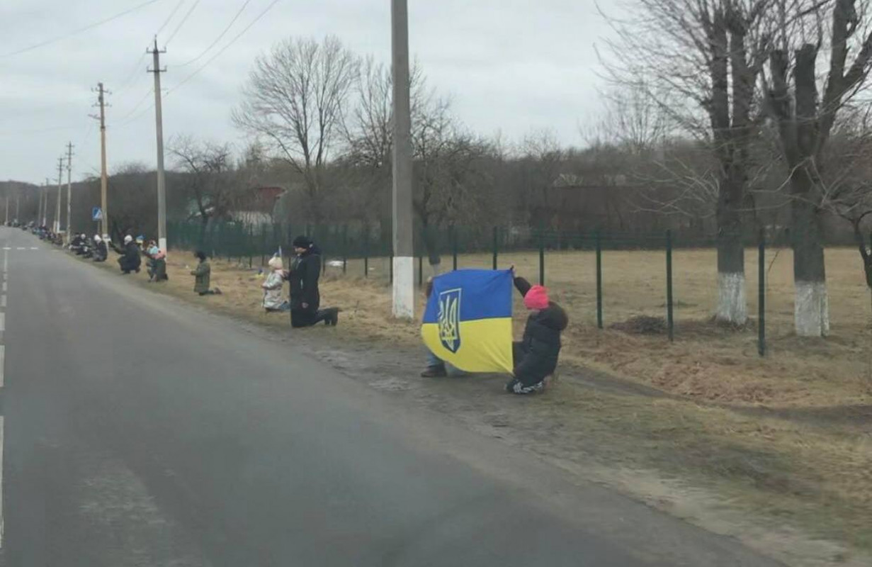 Рано втратив батьків: на Волині попрощалися із молодим Героєм Тарасом Сохацьким