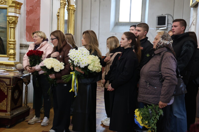 Загинув у вересні минулого року: у Луцьку попрощались з Героєм Дмитром Загурним