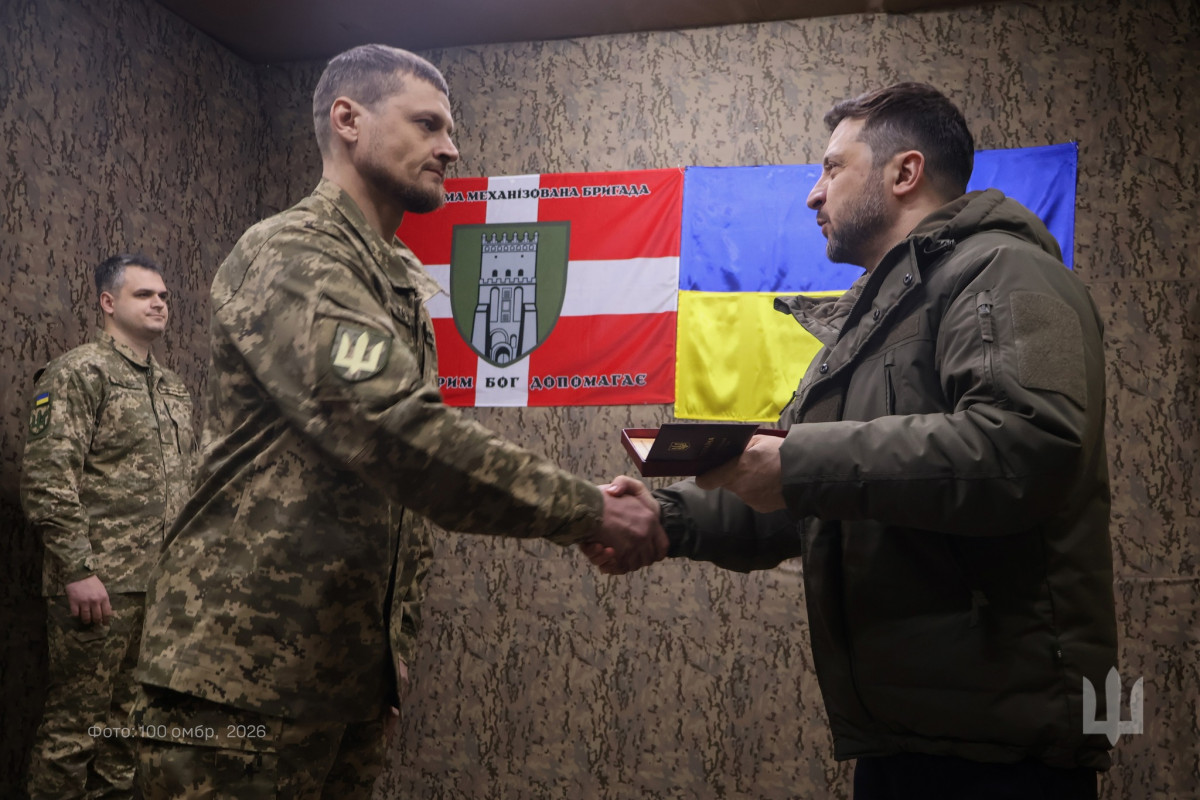 Зеленський вручив бойові нагороди воїнам легендарної 100-ї бригади