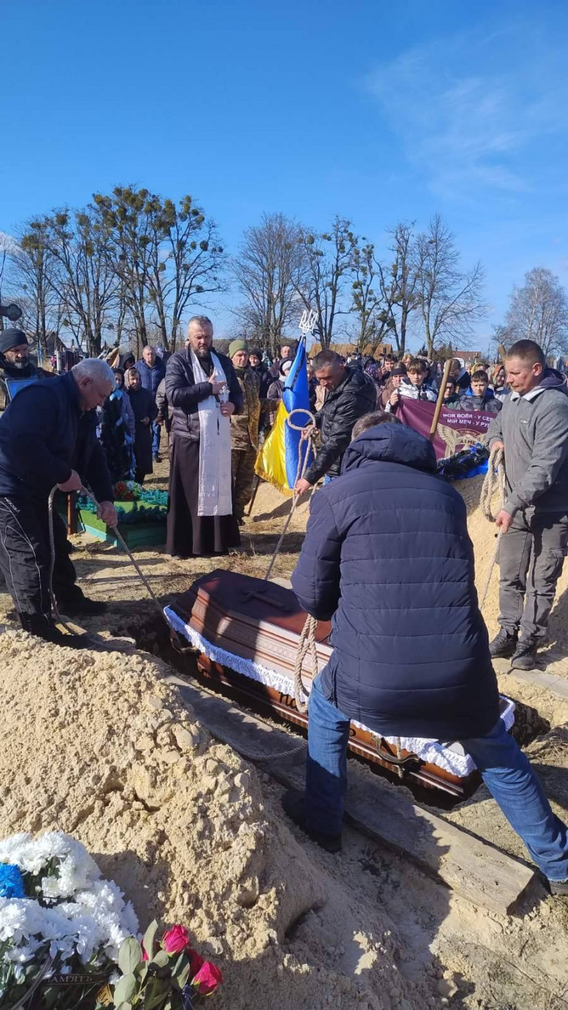 Тривалий час вважався зниклим безвісти: на Волині поховали Героя Богдана Тюхтея