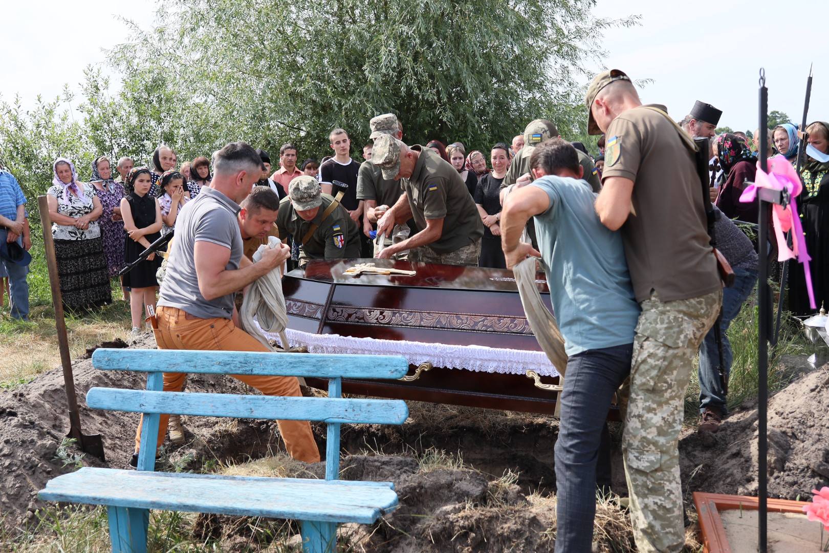 8 місяців вважався зниклим безвісти: на Волині в останню путь провели Героя Анатолія Янчука