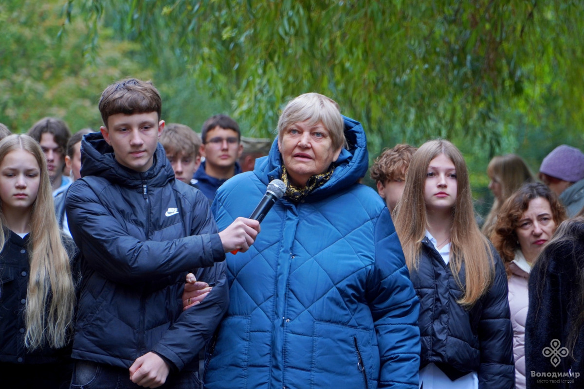 У Володимирі в гімназії №3 випускників-Героїв вшанували меморіальними дошками