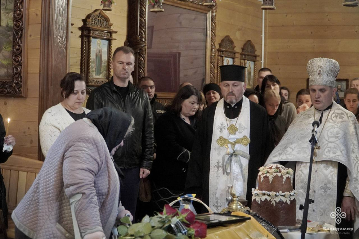 Життя обірвалося під час лікування: на Волині поховали молодого військовослужбовця Дмитра Олівка