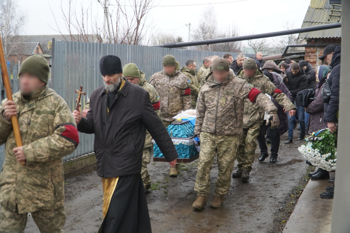 Був надто близько до епіцентру вибуху: на Волині поховали Олександра Талікова, який загинув у Запоріжжі внаслідок атаки КАБами