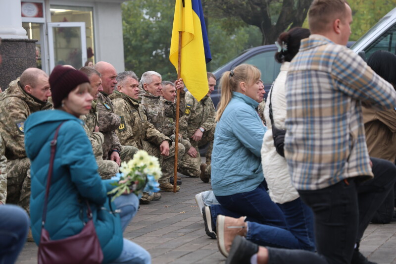 У храмі стояли три труни: у Луцьку попрощалися з Героями Олегом Березовським, Олегом Годлевським та Василем Мельничуком