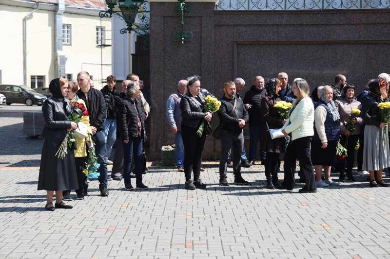 У Луцьку в один день прощалися з трьома Героями - Сергієм Кравченком, Андрієм Крачуновим та Олексієм Каплуном