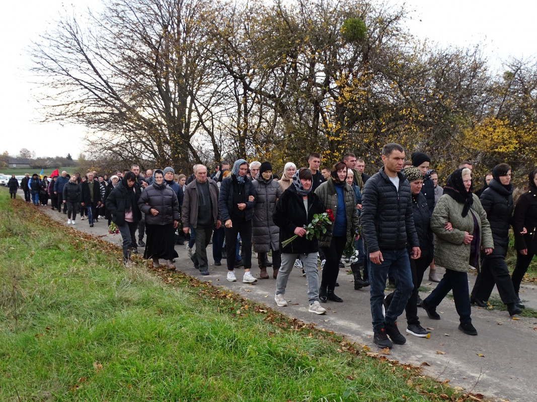 Загинув у бою у Покровському районі: на Волині провели в останню путь Героя Юрія Патія