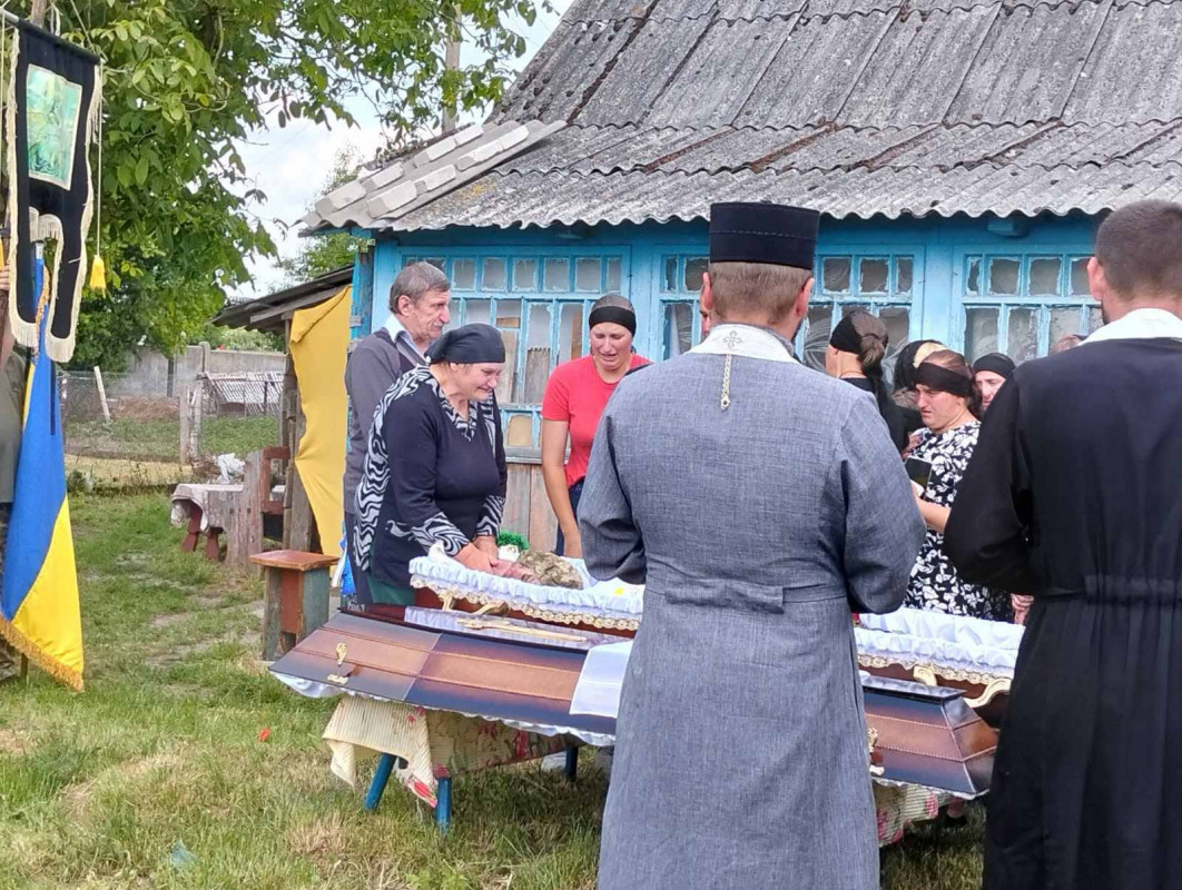 На Волині поховали 33-річного захисника Миколу Максимчука