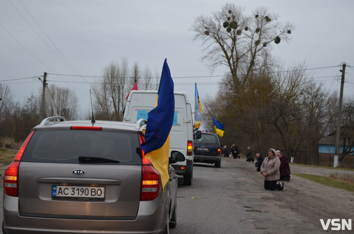 І небо плакало за ним: «на щиті» повернувся додому 23-річний Герой з Волині Віталій Забродський