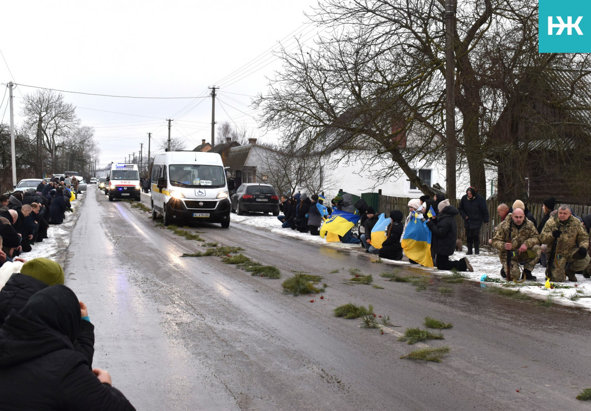 Серце воїна не витримало побаченого й пережитого: на Волині поховали Героя Олександра Куринчука