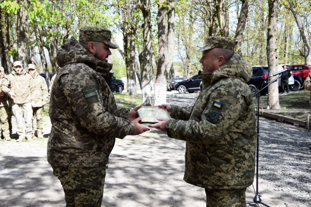 На Волині прикордонникам бойового підрозділу вручили нагороди та відкрили меморіал загиблим бійцям