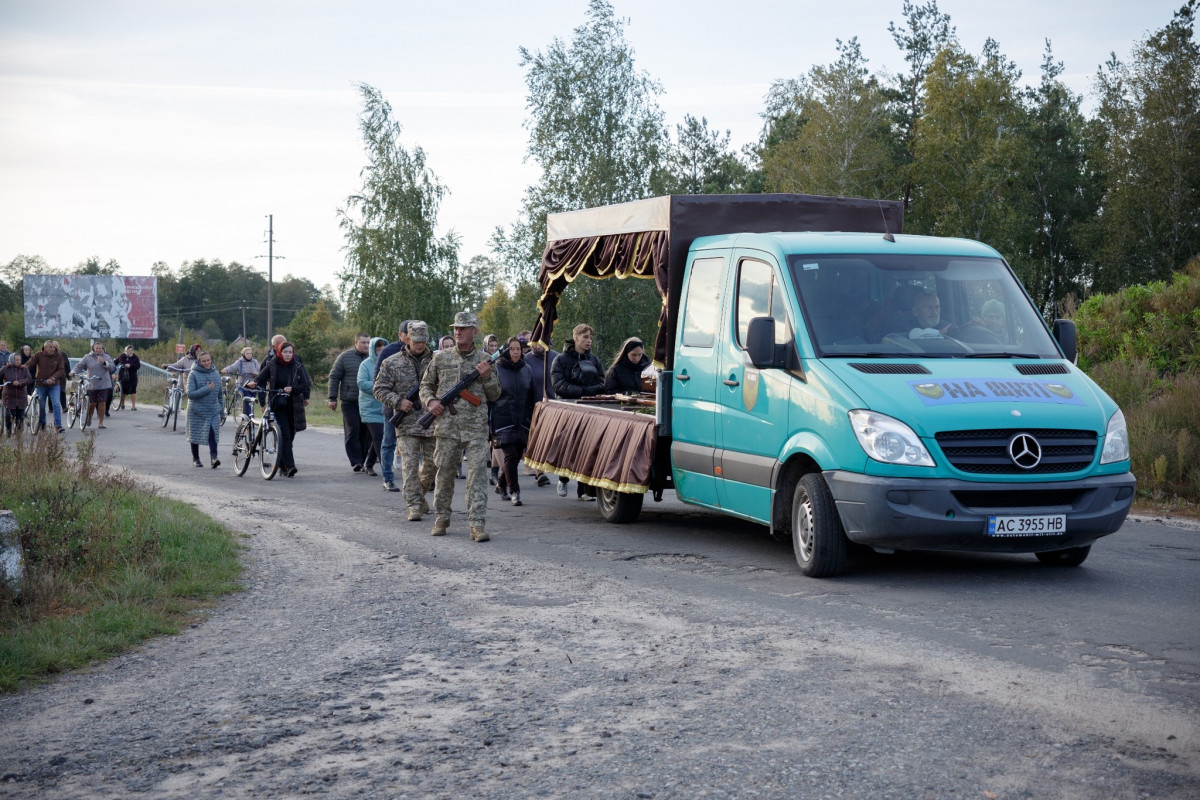 Загинув в бою за Україну: на Волині попрощалися з Героєм Олександром Синяговським