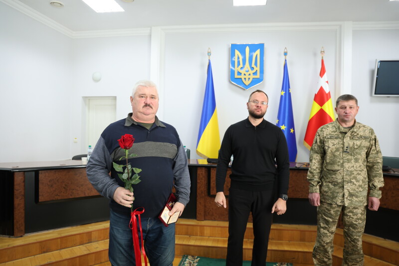 У Луцьку родинам загиблих воїнів вручили державні нагороди