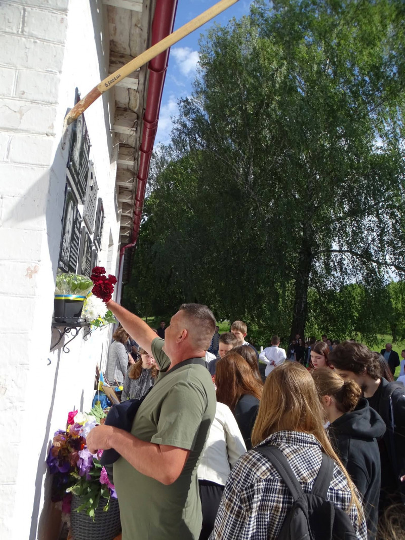 У ліцеї на Волині відкрили меморіальні дошки чотирьом полеглим Героям-випускникам